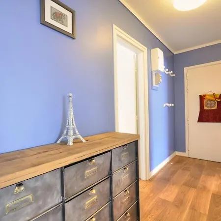 Apartmán Fourier - Kp - Beautiful For 6 People - Balcony - 13 *